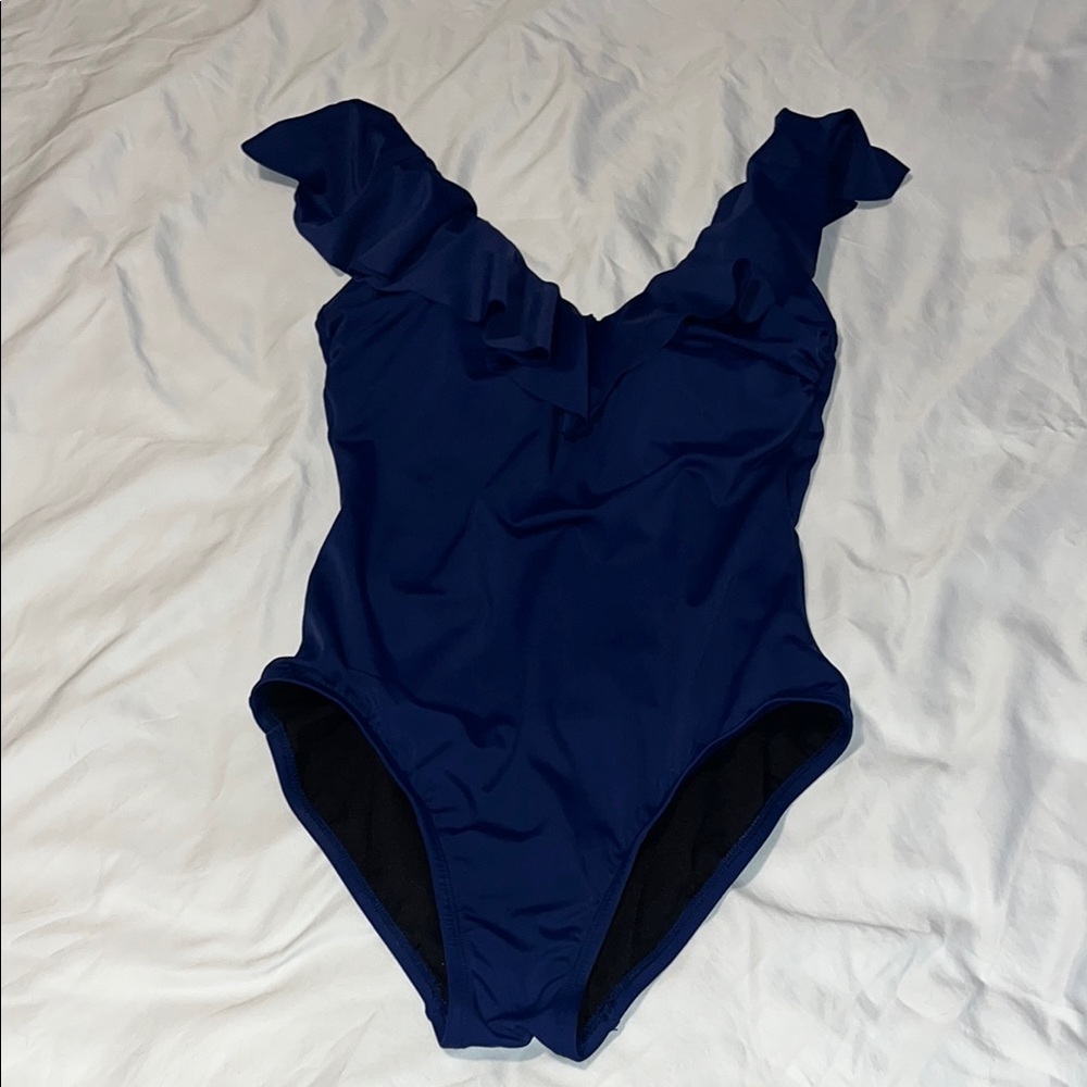 Bal Harbor One-Piece Swimsuit with V-Neckline ruffle trim size 8 EUC